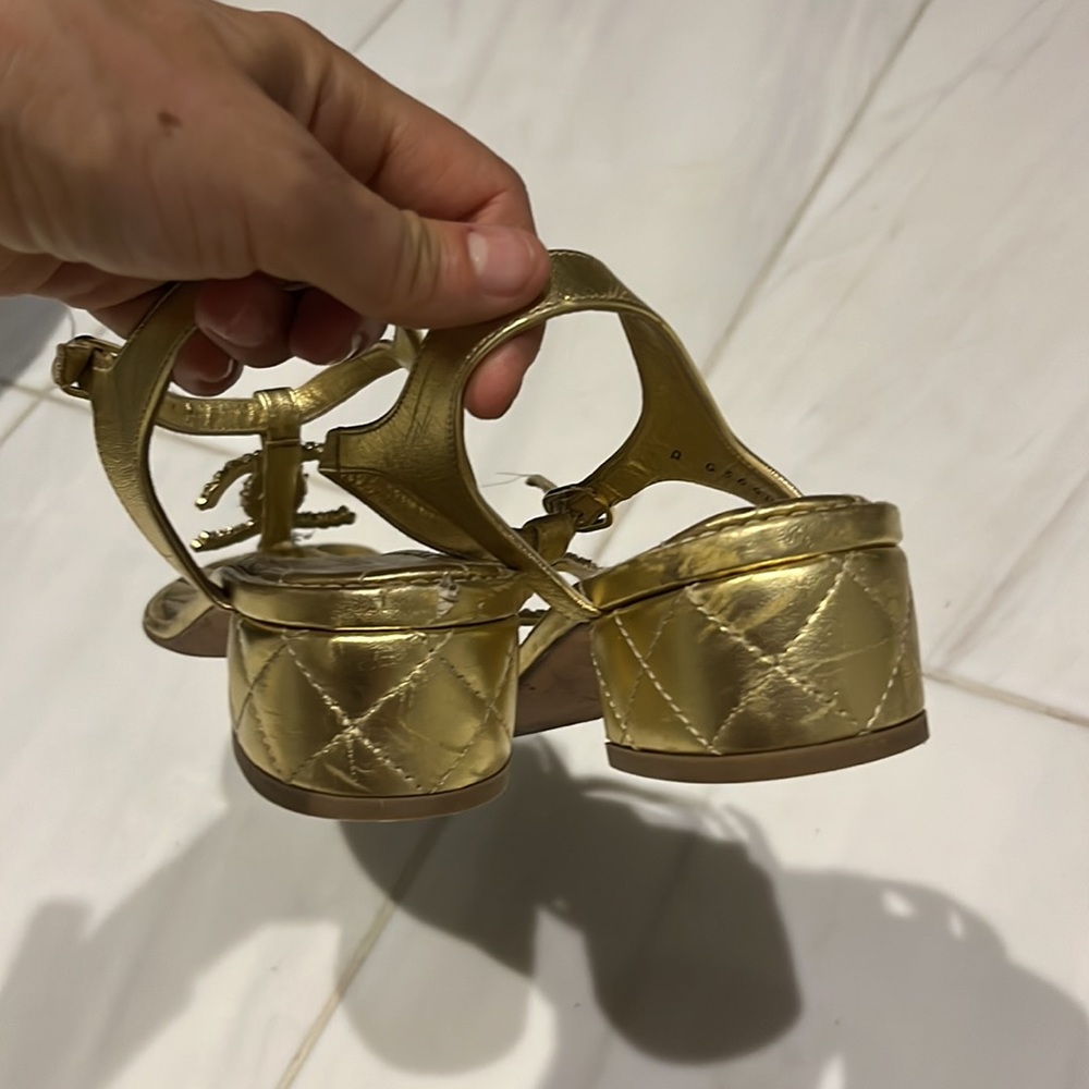 Womens channel gold gladiator sandals - Picture 5 of 6
